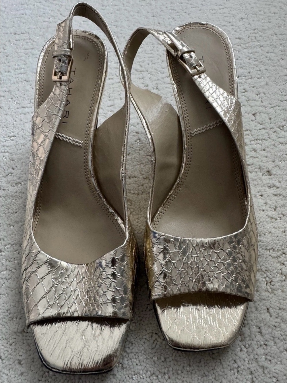Tahari Gold Snakeskin Open Toe Slingback Stiletto Heels Womens 8 - Picture 3 of 7